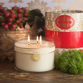 Noel Blanc Holiday Candle (Option: NOEL-CNDL-725)