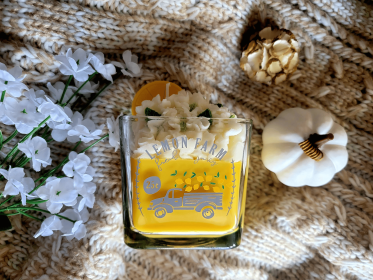 Lemon Verbena soy wax candles (Scent: Blueberry lemonade)